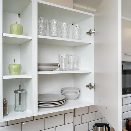 1 - Bright & Quiet 2br Apartment, Near Old Town Appartement *